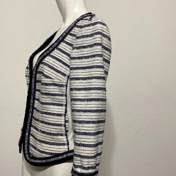 White House Black Market Women's Tweed Blazer Size XS - Picture 4 of 7